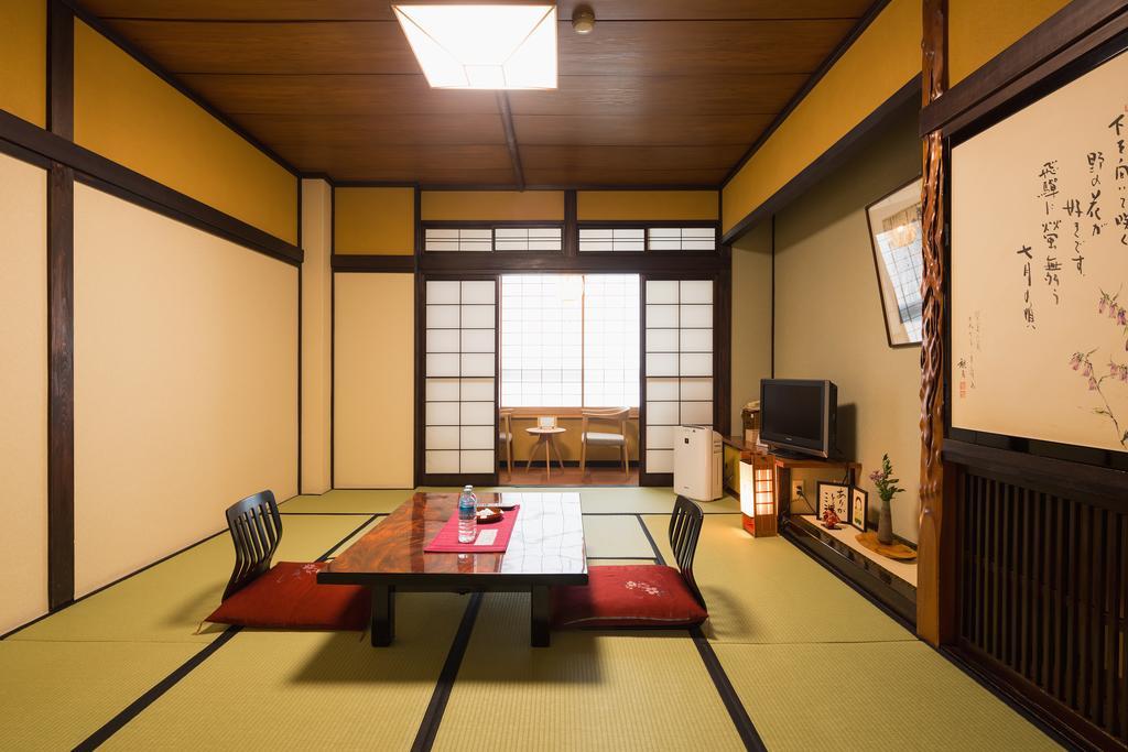 Ryokan Asunaro Takayama  Exterior photo